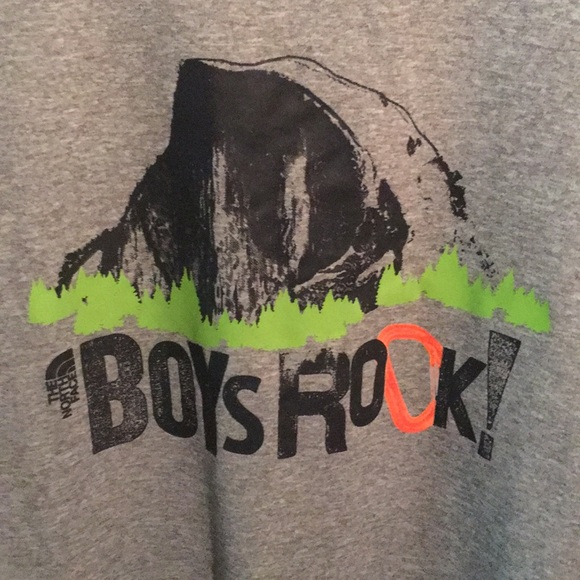 The North Face Long Sleeve T-shirt - Picture 2 of 6